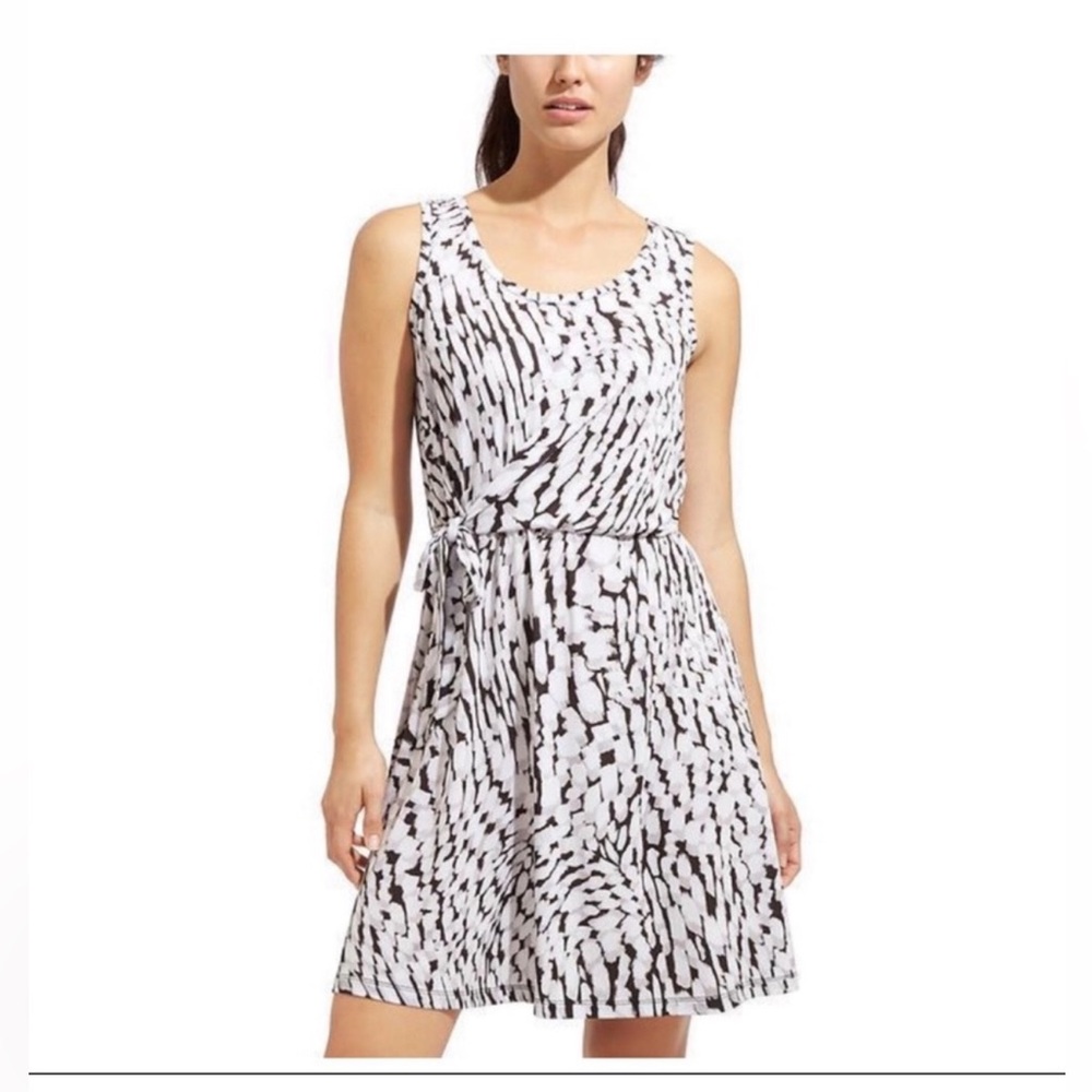 Athleta Sweet Saturday Faux‎ Wrap Dress - size large